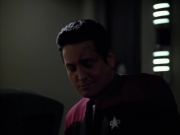 extant_StarTrek_Voyager_4x26-HopeAndFear_00401.jpg