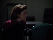 extant_StarTrek_Voyager_4x26-HopeAndFear_00435.jpg