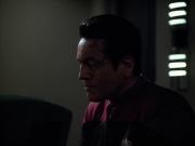extant_StarTrek_Voyager_4x26-HopeAndFear_00445.jpg