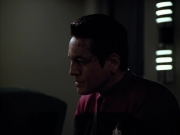 extant_StarTrek_Voyager_4x26-HopeAndFear_00448.jpg