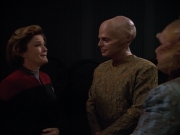 extant_StarTrek_Voyager_4x26-HopeAndFear_00514.jpg