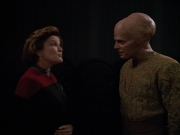 extant_StarTrek_Voyager_4x26-HopeAndFear_00527.jpg