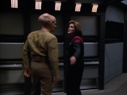 extant_StarTrek_Voyager_4x26-HopeAndFear_00537.jpg