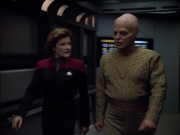 extant_StarTrek_Voyager_4x26-HopeAndFear_00547.jpg