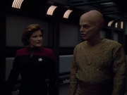 extant_StarTrek_Voyager_4x26-HopeAndFear_00549.jpg