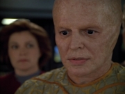 extant_StarTrek_Voyager_4x26-HopeAndFear_00657.jpg