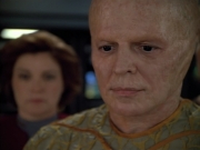 extant_StarTrek_Voyager_4x26-HopeAndFear_00661.jpg