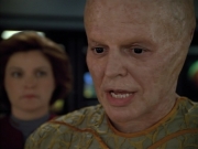 extant_StarTrek_Voyager_4x26-HopeAndFear_00671.jpg