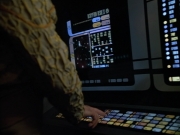 extant_StarTrek_Voyager_4x26-HopeAndFear_00680.jpg