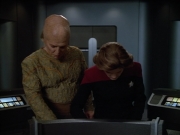 extant_StarTrek_Voyager_4x26-HopeAndFear_00707.jpg