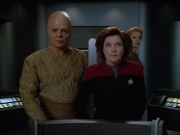 extant_StarTrek_Voyager_4x26-HopeAndFear_00710.jpg