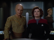 extant_StarTrek_Voyager_4x26-HopeAndFear_00719.jpg