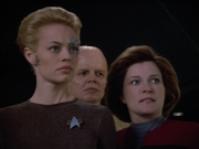 extant_StarTrek_Voyager_4x26-HopeAndFear_00756.jpg