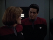 Filename=extant_StarTrek_Voyager_4x26-HopeAndFear_01304.jpg
Filesize=91KiB
Dimensions=1200x900
Date added=Oct 04, 2019 extant_StarTrek_Voyager_4x26-HopeAndFear_01304.jpg