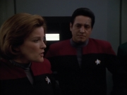 Filename=extant_StarTrek_Voyager_4x26-HopeAndFear_01362.jpg
Filesize=93KiB
Dimensions=1200x900
Date added=Oct 04, 2019 extant_StarTrek_Voyager_4x26-HopeAndFear_01362.jpg