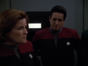 Filename=extant_StarTrek_Voyager_4x26-HopeAndFear_01365.jpg
Filesize=91KiB
Dimensions=1200x900
Date added=Oct 04, 2019 extant_StarTrek_Voyager_4x26-HopeAndFear_01365.jpg