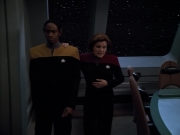 extant_StarTrek_Voyager_4x26-HopeAndFear_01515.jpg