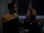 extant_StarTrek_Voyager_4x26-HopeAndFear_01519.jpg