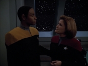 extant_StarTrek_Voyager_4x26-HopeAndFear_01520.jpg