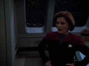 extant_StarTrek_Voyager_4x26-HopeAndFear_01524.jpg