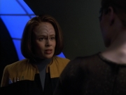 extant_StarTrek_Voyager_4x26-HopeAndFear_01772.jpg