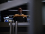 extant_StarTrek_Voyager_4x26-HopeAndFear_01926.jpg