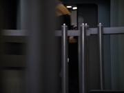 extant_StarTrek_Voyager_4x26-HopeAndFear_01932.jpg