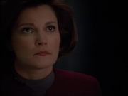 extant_StarTrek_Voyager_4x26-HopeAndFear_01935.jpg