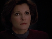 extant_StarTrek_Voyager_4x26-HopeAndFear_01937.jpg