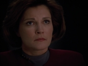 extant_StarTrek_Voyager_4x26-HopeAndFear_01938.jpg