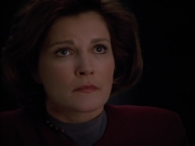 extant_StarTrek_Voyager_4x26-HopeAndFear_01939.jpg