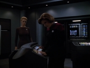 extant_StarTrek_Voyager_4x26-HopeAndFear_01966.jpg