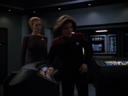 extant_StarTrek_Voyager_4x26-HopeAndFear_01987.jpg