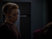 extant_StarTrek_Voyager_4x26-HopeAndFear_01993.jpg