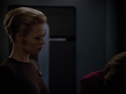 extant_StarTrek_Voyager_4x26-HopeAndFear_01999.jpg