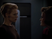 extant_StarTrek_Voyager_4x26-HopeAndFear_02003.jpg