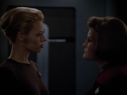 extant_StarTrek_Voyager_4x26-HopeAndFear_02006.jpg