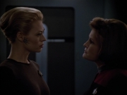 extant_StarTrek_Voyager_4x26-HopeAndFear_02010.jpg