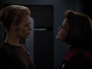extant_StarTrek_Voyager_4x26-HopeAndFear_02013.jpg
