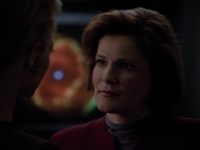 extant_StarTrek_Voyager_4x26-HopeAndFear_02040.jpg