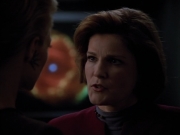 extant_StarTrek_Voyager_4x26-HopeAndFear_02048.jpg