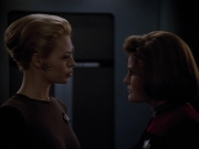 extant_StarTrek_Voyager_4x26-HopeAndFear_02054.jpg
