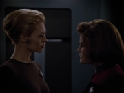extant_StarTrek_Voyager_4x26-HopeAndFear_02055.jpg