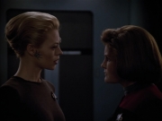 extant_StarTrek_Voyager_4x26-HopeAndFear_02056.jpg