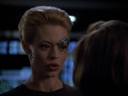 extant_StarTrek_Voyager_4x26-HopeAndFear_02066.jpg