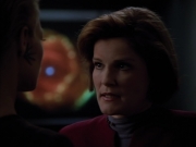 extant_StarTrek_Voyager_4x26-HopeAndFear_02125.jpg