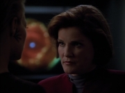 extant_StarTrek_Voyager_4x26-HopeAndFear_02134.jpg