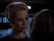 extant_StarTrek_Voyager_4x26-HopeAndFear_02139.jpg