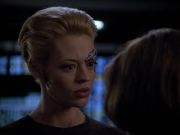extant_StarTrek_Voyager_4x26-HopeAndFear_02144.jpg
