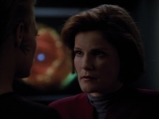 extant_StarTrek_Voyager_4x26-HopeAndFear_02146.jpg